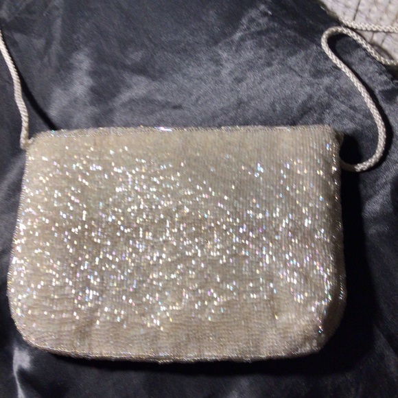 VINTAGE Iridescent Ivory Beaded Crossbody Bag JT - Picture 2 of 5